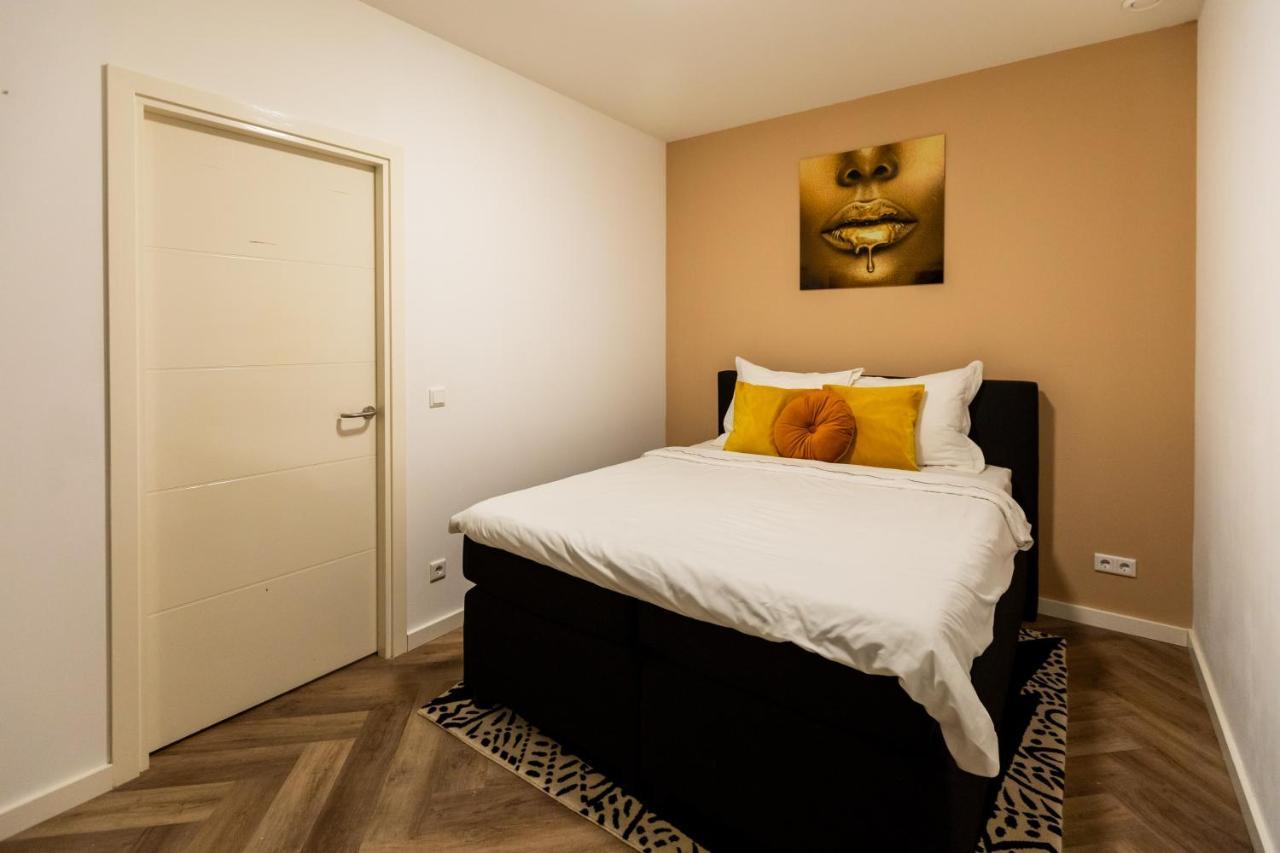 Luxury 100 M2 In Centre Of Apartment Breda